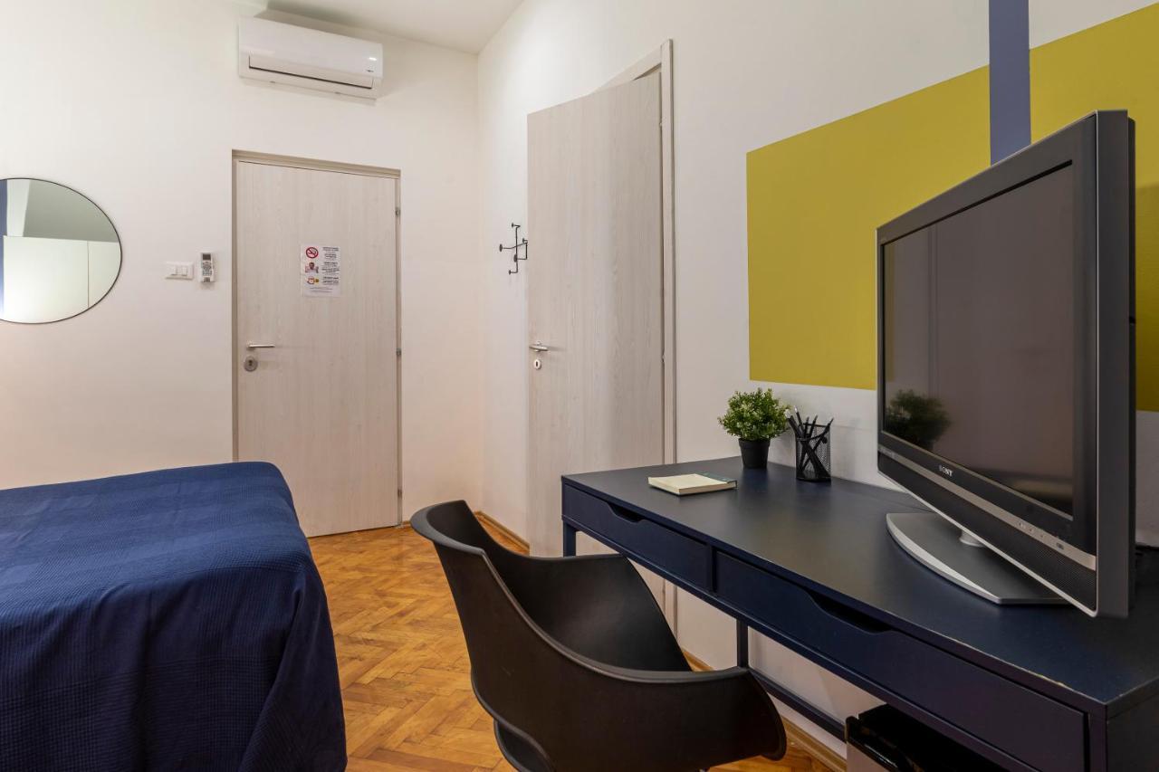 Lovely Guest-Room With Private Bathroom 트리에스테 외부 사진