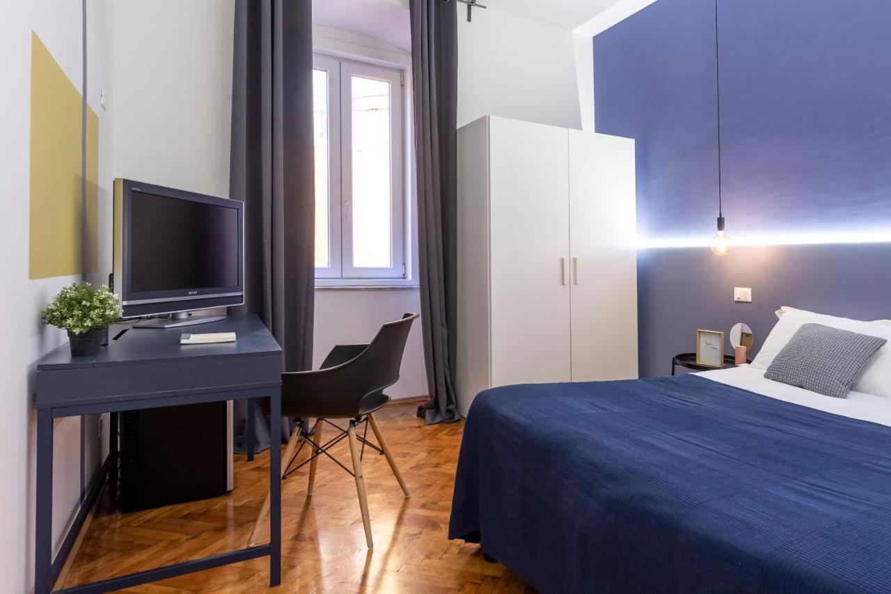 Lovely Guest-Room With Private Bathroom 트리에스테 외부 사진
